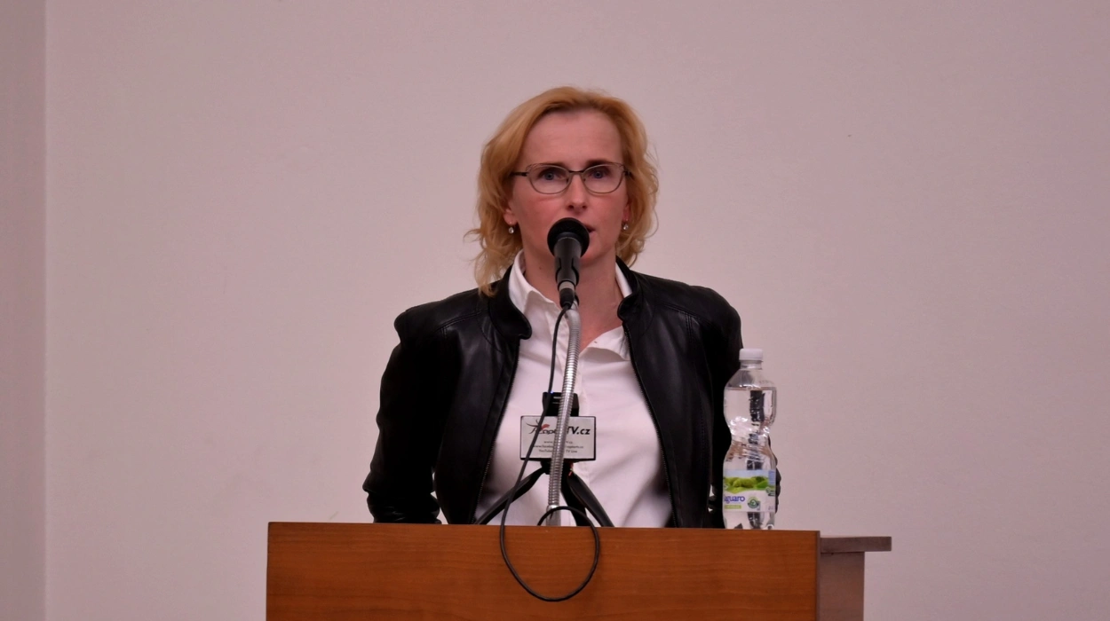 Kateřina Konečná Czech MEP who doesn’t see Russia as a threat