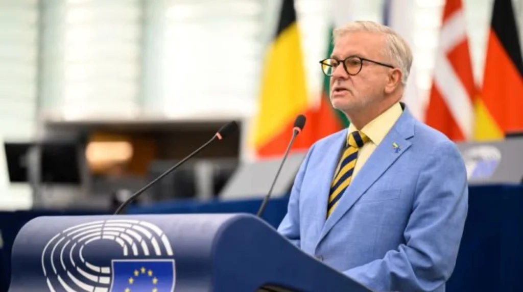 MEPs Prioritise EU Reforms and Open Negotiation Clusters to Advance Ukraine’s EU Membership