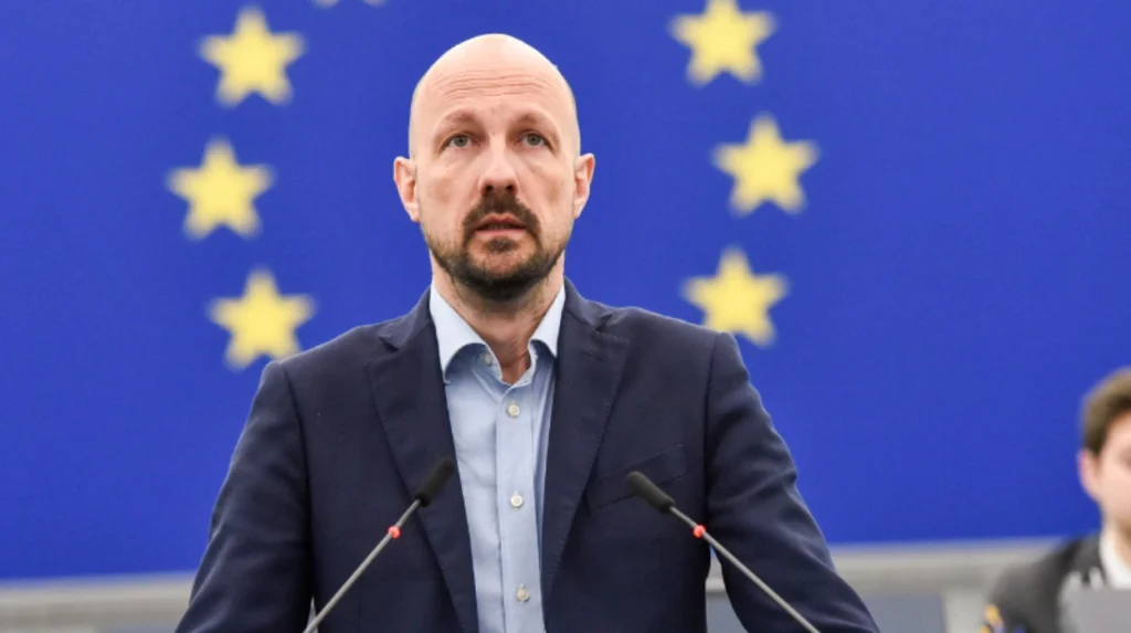 Brussels Watch Questions MEP Marc Botenga on NGO Influence in EU Policy