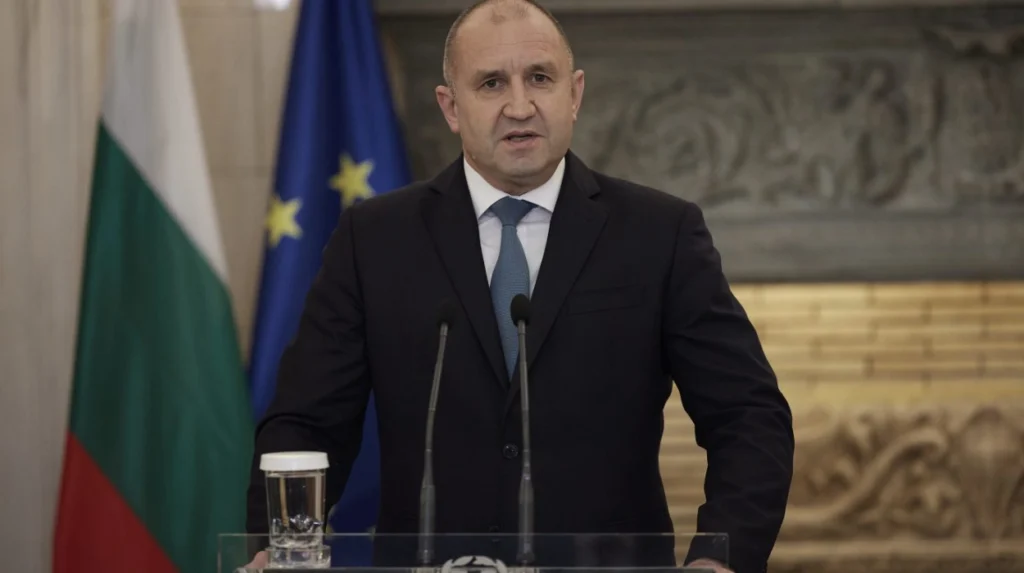 Bulgaria's Radev Vows Corruption Crackdown in Snap Election