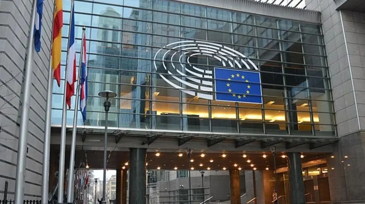 EU: Conservative MEPs Criticized for Playing Far-Right Card Against Sustainability