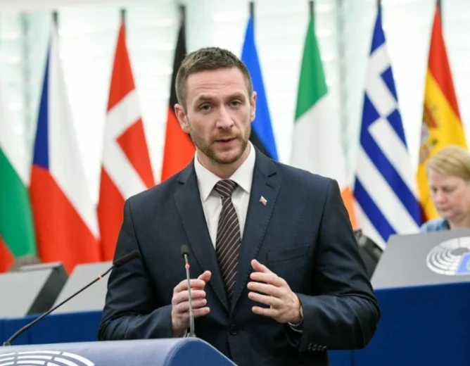 EU Lawmaker Calls Minab School Attack a War Crime