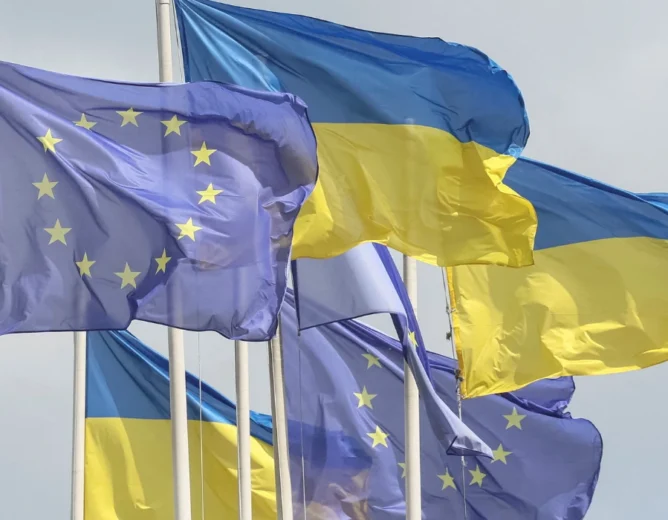 EU Supports Ukraine Membership Amid Reform Concerns