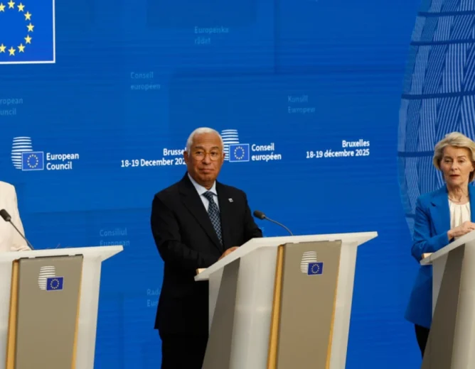 France Pushes to Limit Ukraine’s Non‑EU Arms Purchases from €90bn Loan