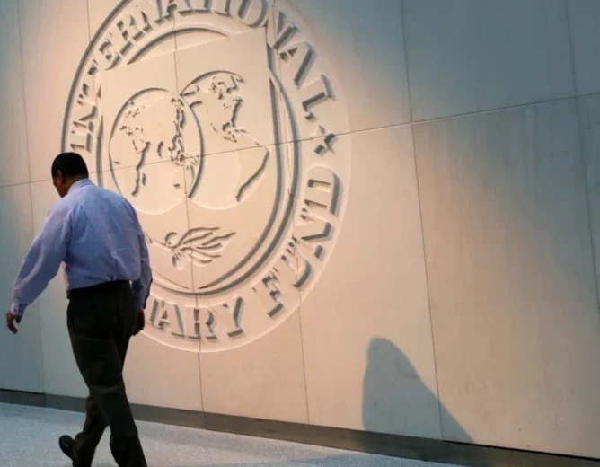 IMF Backs EU’s €90B Ukraine Loan, Calls for Reforms