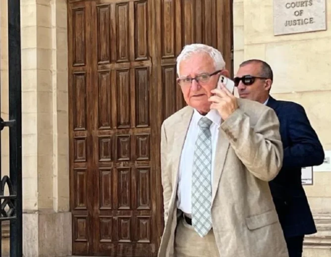 John Dalli and the Politics of 'Snus-Gate': Examining the EU Commissioner's Side of the Story