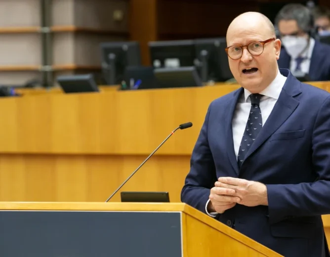 MEP Bart Groothuis Declines Brussels Watch’s Request to Comment on EU Transparency Investigation