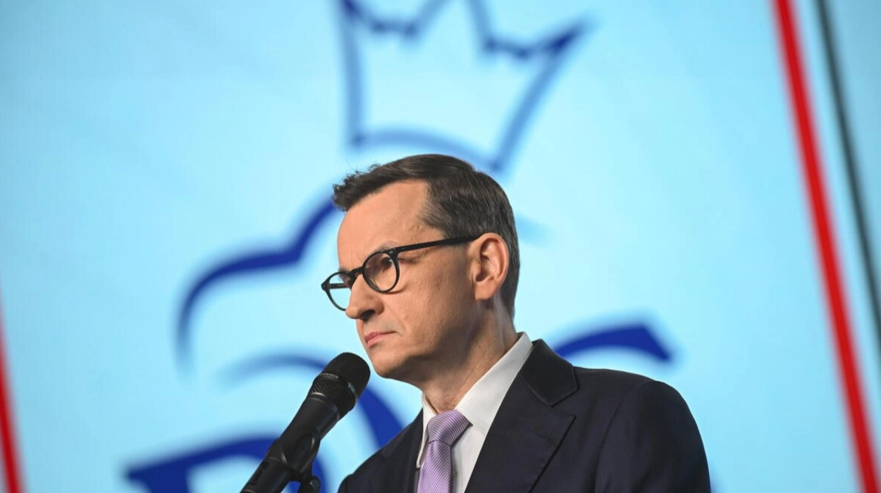 OLAF Probes China-Linked Synergy Contracts in Morawiecki's PiS Era