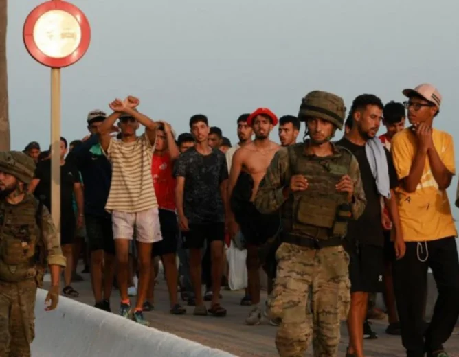 Podemos Demands EU Action on Ceuta Migrant Crisis
