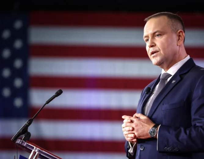 Poland’s Nawrocki Condemns Russia’s Corruption at CPAC Hungary