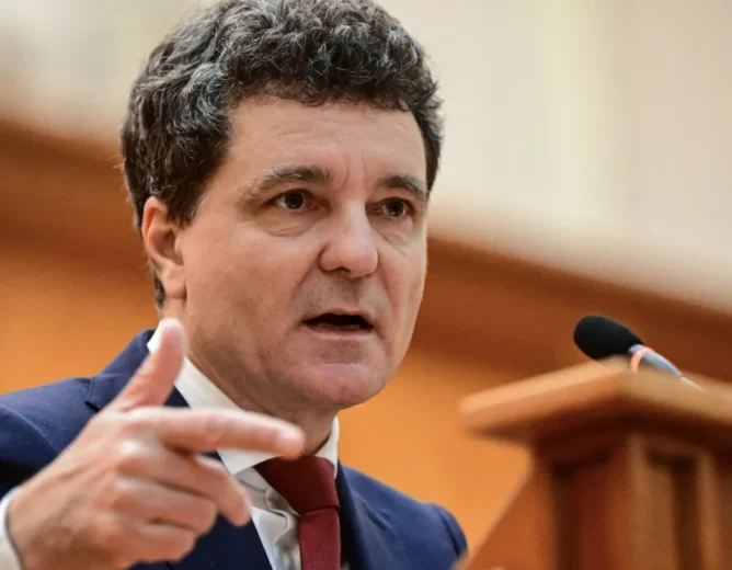 Romanian President Nicușor Dan Appoints Prosecutors Amid CSM Opposition