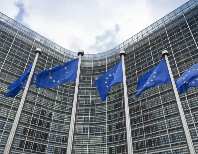 Ukraine corruption scandal EU zero tolerance on Forrest Gump